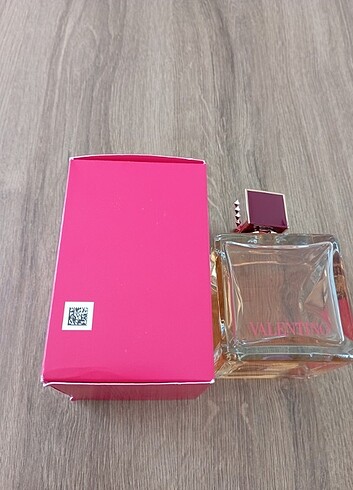 Beden Renk VALENTİNO VOCE VİVA İNTENSA EDP 100 ML