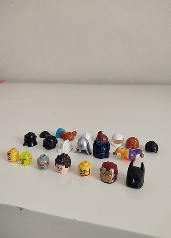  Beden Renk 21 adet LEGO kask kafa saç