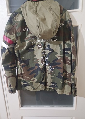 Kamuflaj Desenli kadın Midi Yağmurluk - Görsel 7