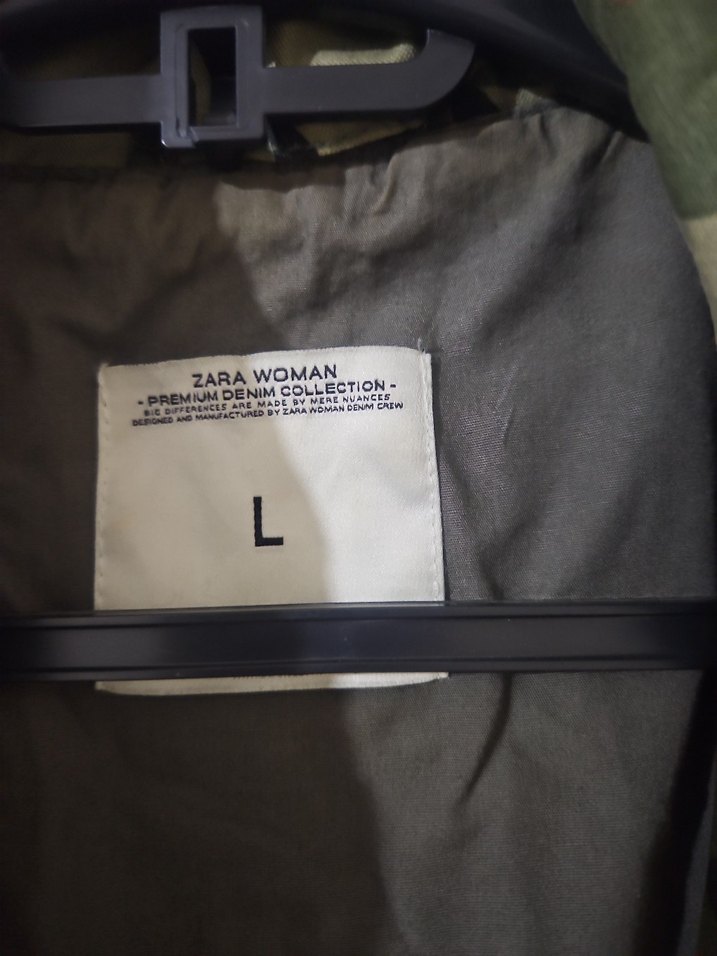 Kamuflaj Desenli kadın Midi Yağmurluk - Görsel 3