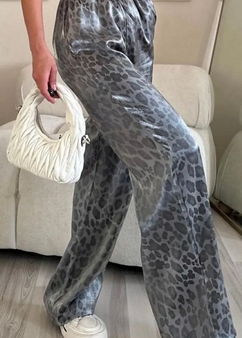 Leoparlı pantolon