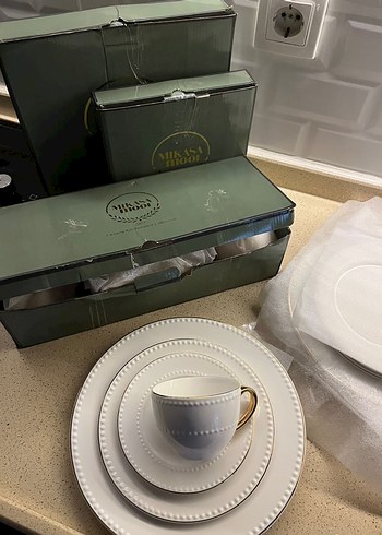 Mikasa moor Klasik Beyaz Porselen çay seti - Görsel 2