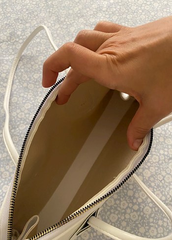 Beyaz çok yumuşak çanta - Görsel 3