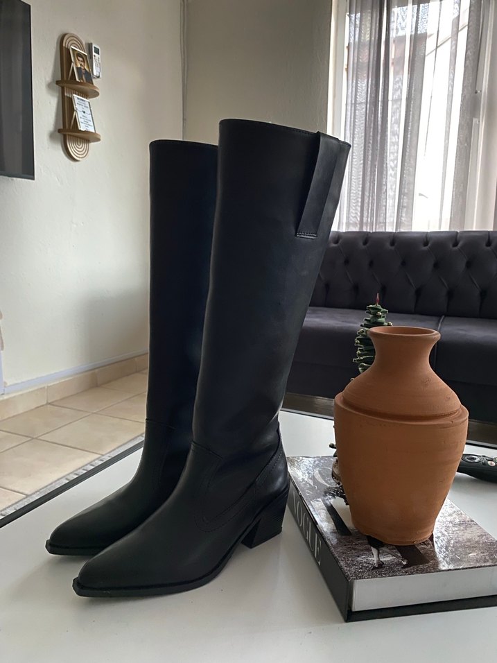 Siyah Deri Dizüstü Topuklu Kadın Çizme - Görsel 2