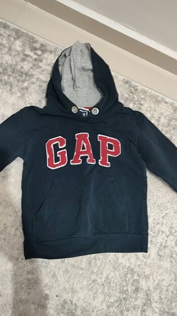 Gap marka sweatshirt