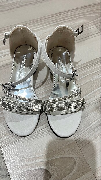 topuklu çocuk sandalet - Görsel 5