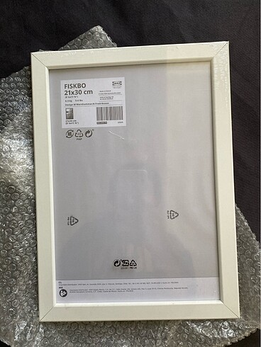 Ikea Ikea çerçeve yeni jelatini üstünde hiç açılmadı