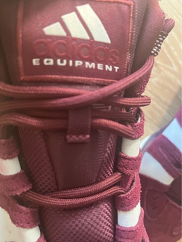42 Beden bordo Renk Adidas basketbol ayakkabısı