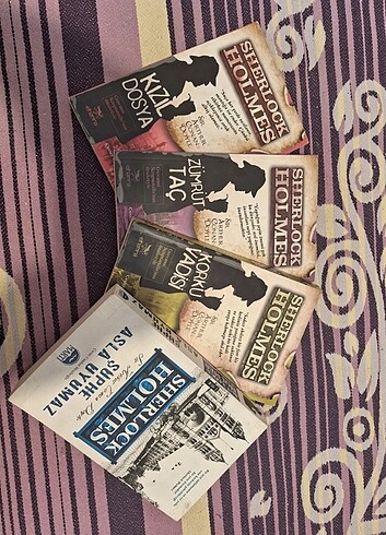  Sherlock Holmes 