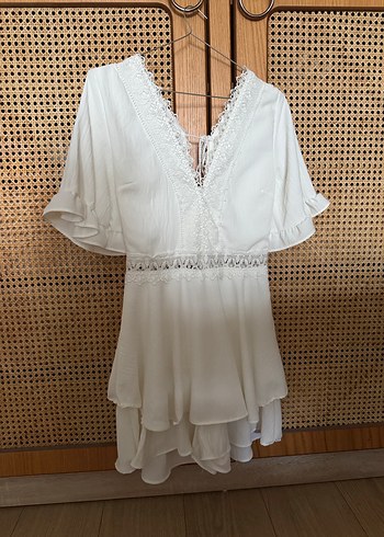 Dantel Detaylı Beyaz Bohem Mini Elbise - Görsel 3