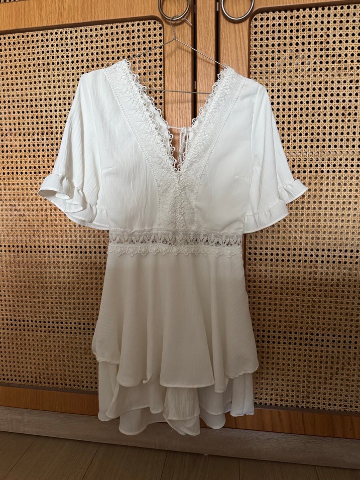 Dantel Detaylı Beyaz Bohem Mini Elbise - Görsel 4