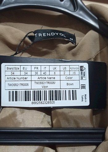 Trendyol & Milla Bej Kadın Düğmeli Uzun Trençkot