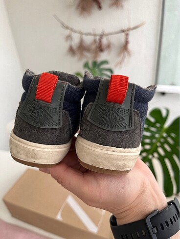 22 Beden Zara baby spor ayakkabı