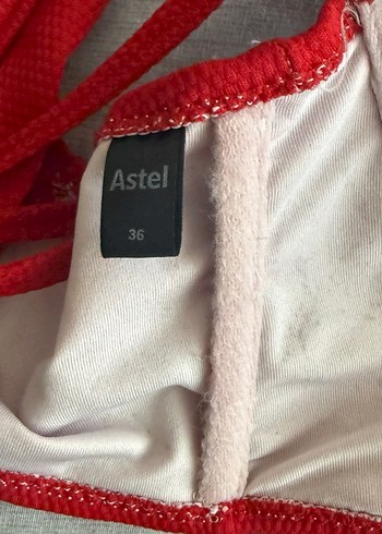 Kırmızı Mini Bikini Takımı - Görsel 4