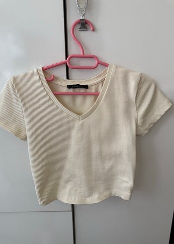 Bej V Yaka Kısa Kollu Crop Top
