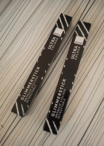 Avon Ultra Colour green lights - Görsel 2