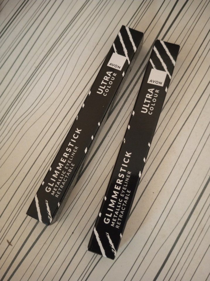 Avon Ultra Colour green lights - Görsel 2