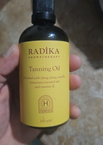 Radika Aromaterapi Bronzlaştırıcı Yağ 100 ml