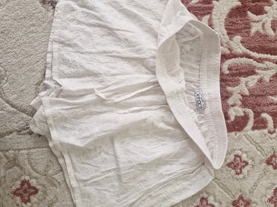 Dantel Detaylı Beyaz Keten Mini Şort - Görsel 3