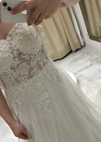 Dantel Detaylı Gelinlik - Görsel 2