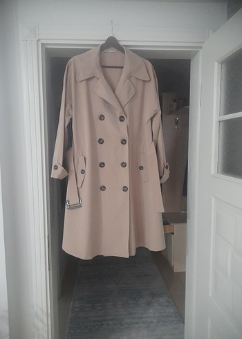 Benin Style Bej Düğmeli Midi Kadın Trençkot - Görsel 2