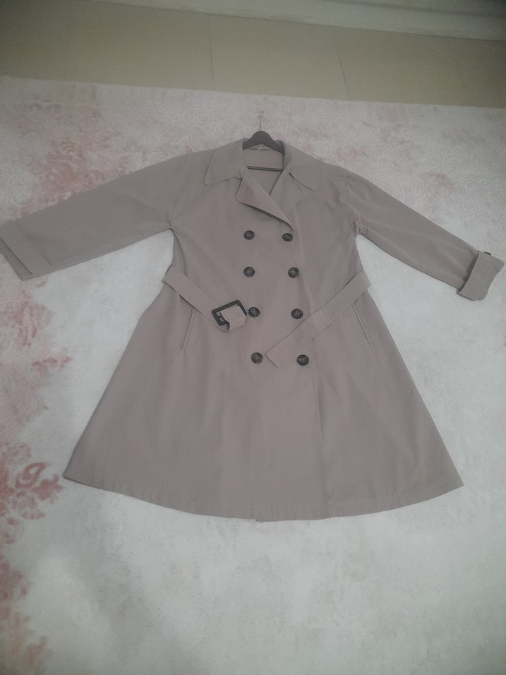 Benin Style Bej Düğmeli Midi Kadın Trençkot - Görsel 4