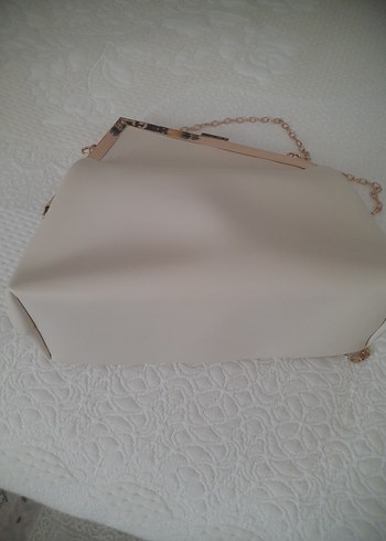 Moom Bag ,Ekru Yumuşak,zincir Detaylı Kadın Çanta - Görsel 4