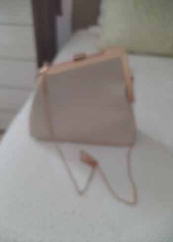 Moom Bag ,Ekru Yumuşak,zincir Detaylı Kadın Çanta - Görsel 2