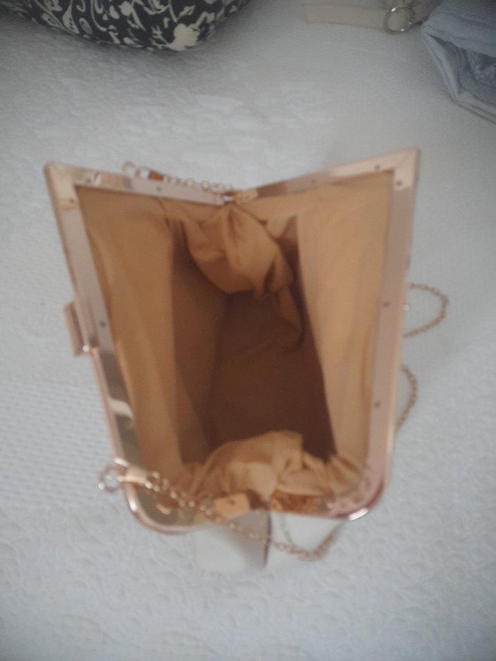 Moom Bag ,Ekru Yumuşak,zincir Detaylı Kadın Çanta - Görsel 3