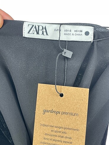 s Beden siyah Renk Zara Bluz %70 İndirimli.