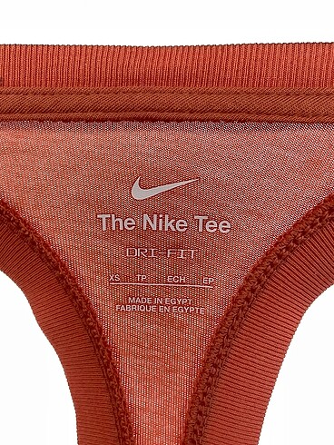 xs Beden turuncu Renk Nike T-shirt %70 İndirimli.