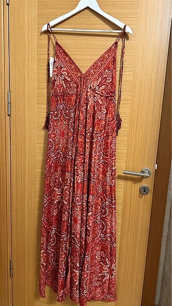 Zara Hint ipeği Bodrum elbisesi