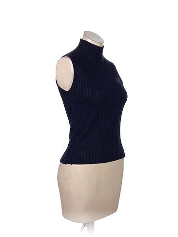 Diğer PreLoved Bluz %70 İndirimli.