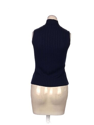 m Beden PreLoved Bluz %70 İndirimli.