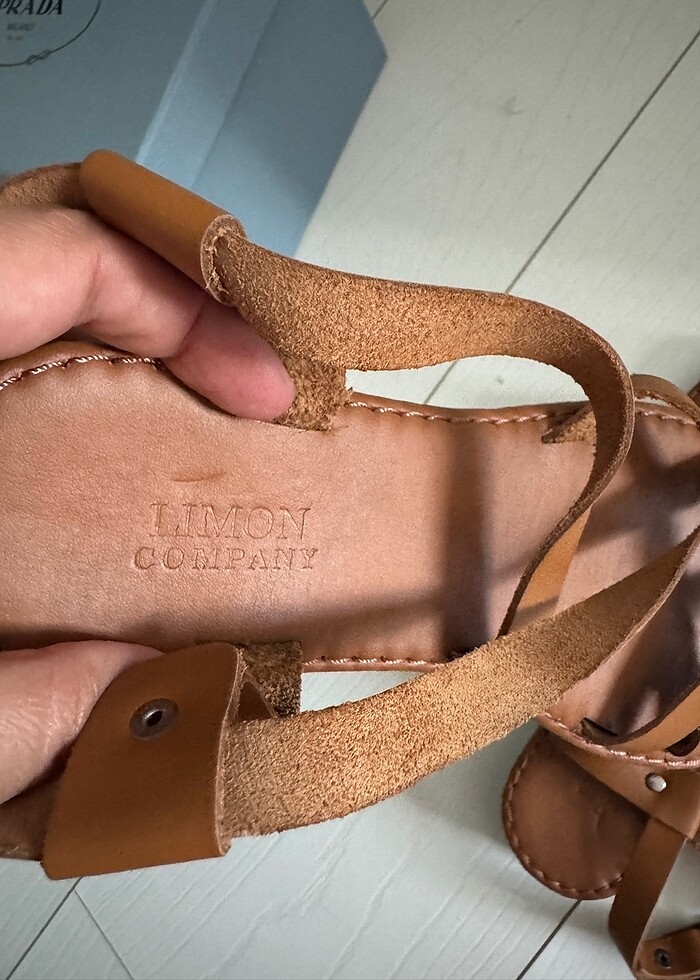 Deri taba rengi sandalet - Görsel 2