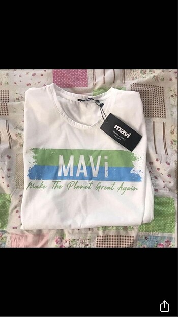 Mavi tişört