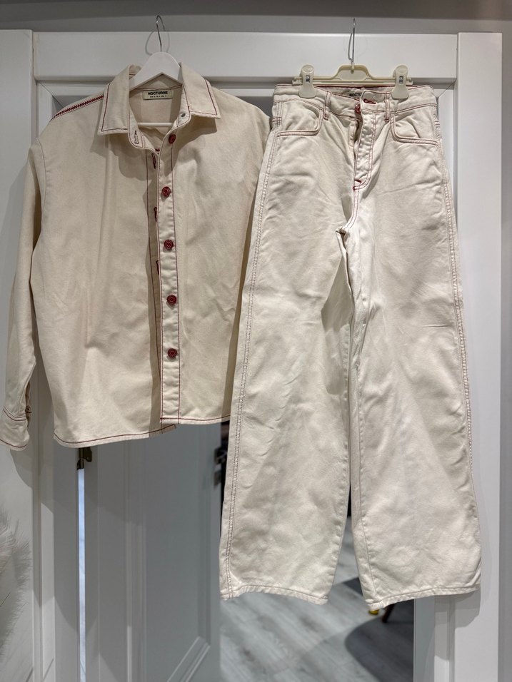 Düğmeli Beyaz Kadın Takım - Görsel 2