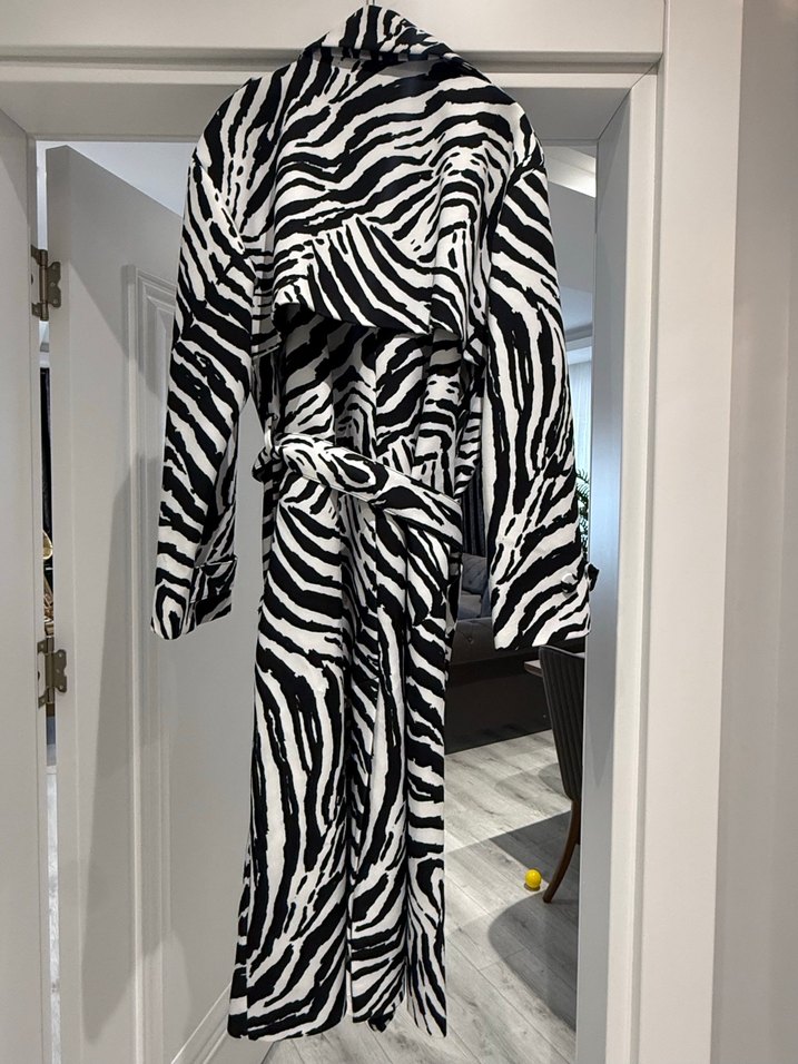 Zebra Desenli Kadın Uzun Trench Coat - Görsel 3