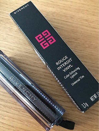 Givenchy Siyah Ruj