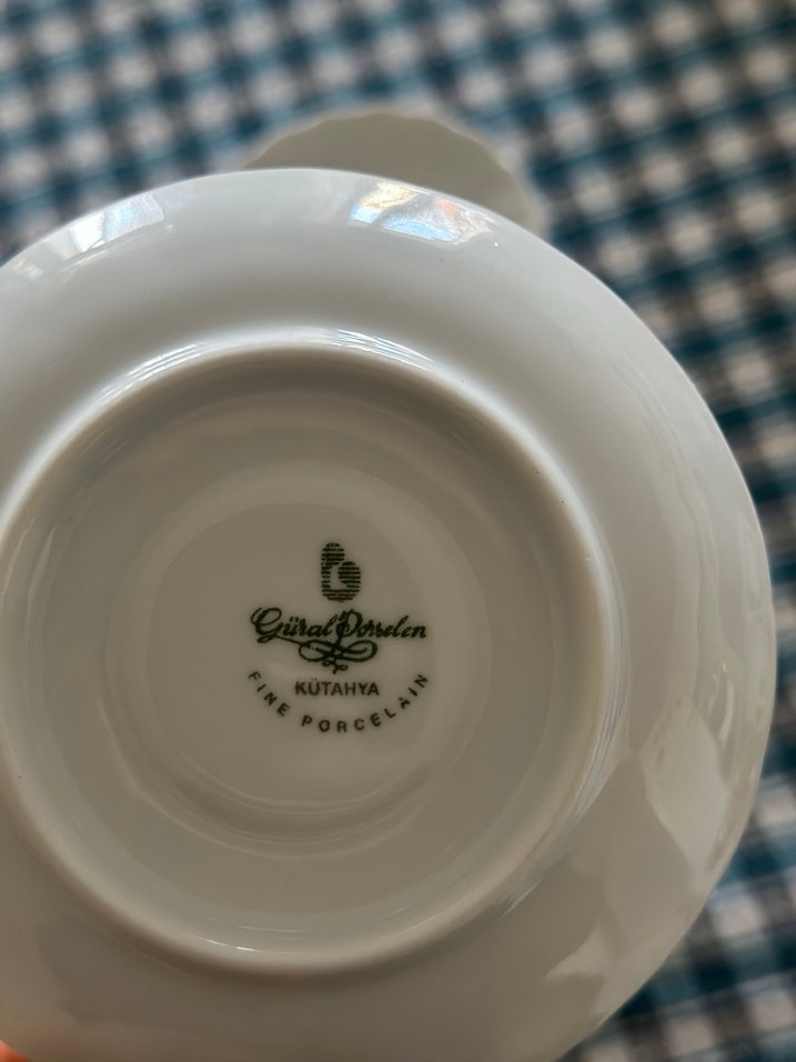 Pembe Çiçek Desenli Beyaz Porselen Fincan Takımı - Görsel 4