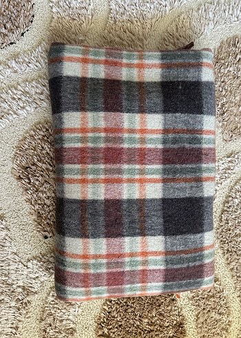 Gri Ekose Desenli Çok Renkli Battaniye - Görsel 5