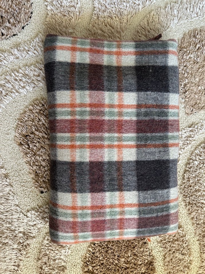 Gri Ekose Desenli Çok Renkli Battaniye - Görsel 5