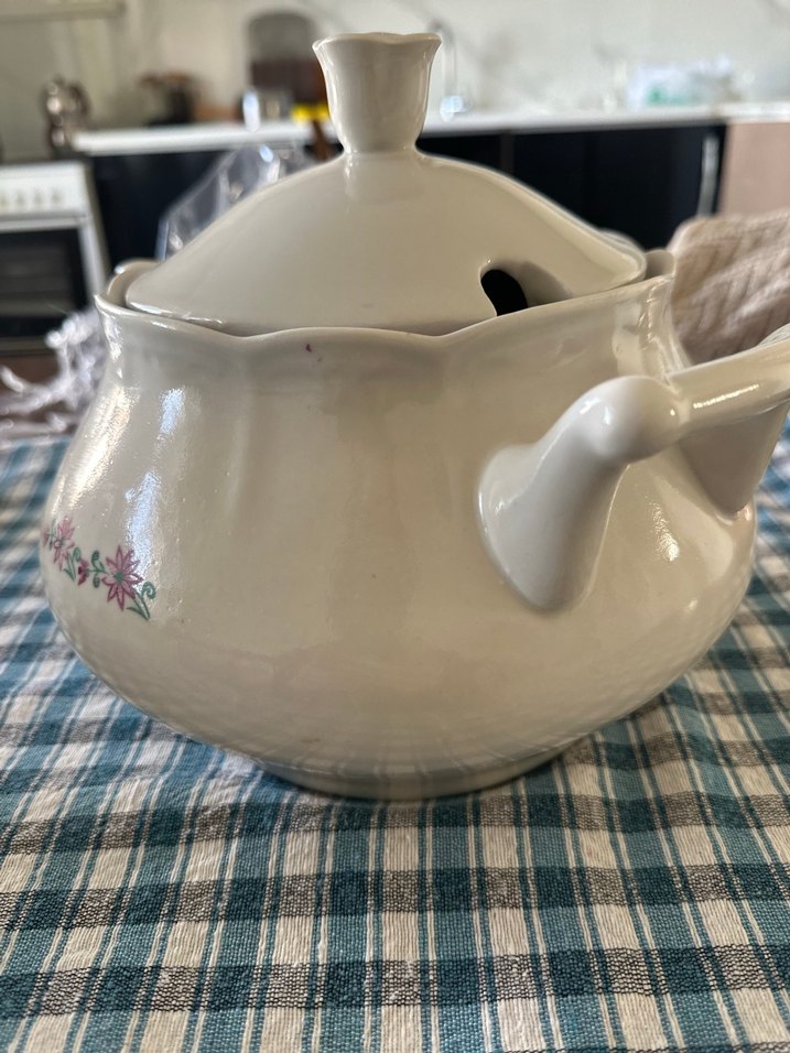 Beyaz porselen çaydanlık, çiçek desenli - Görsel 2