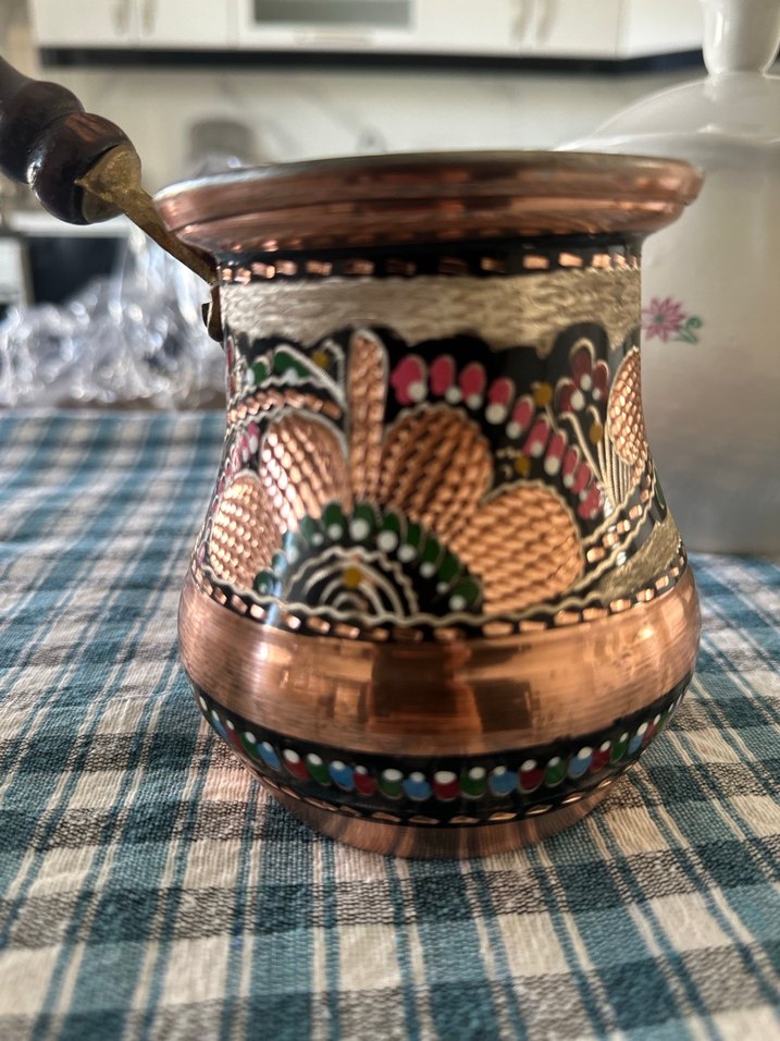 Kahverengi İşlemeli Bakır Cezve - Görsel 3