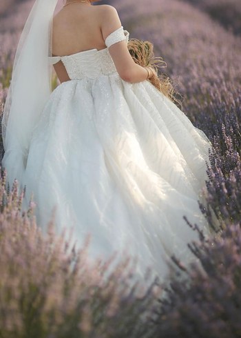 Beyaz V-Yaka Prenses Gelinlik - Görsel 8