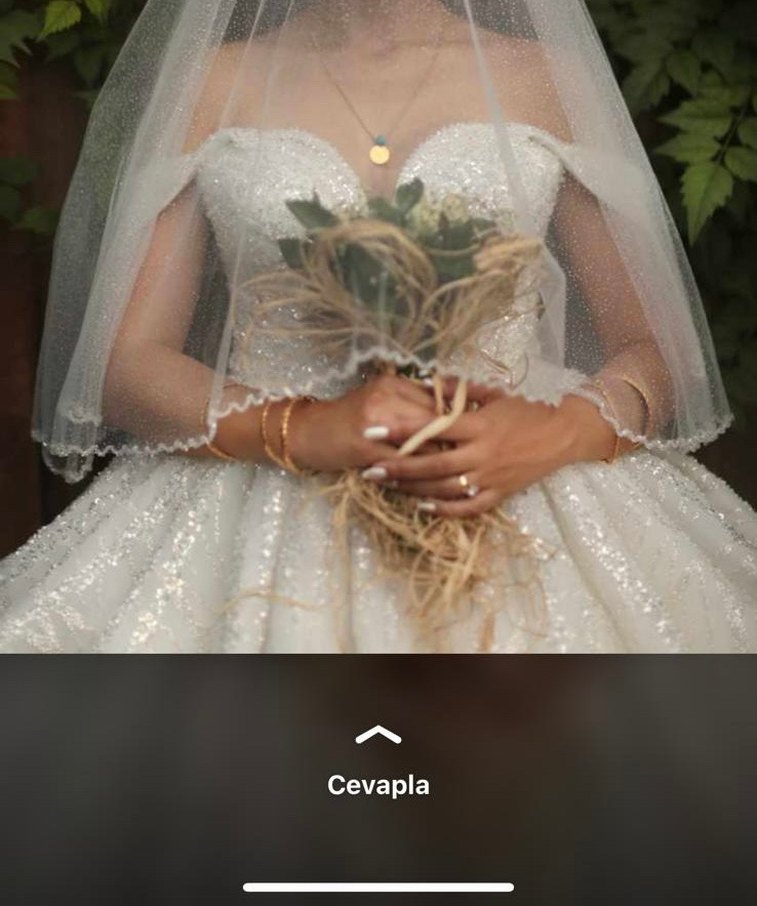 Beyaz V-Yaka Prenses Gelinlik - Görsel 2