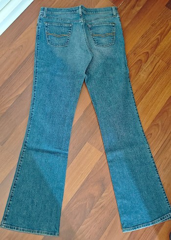 30 Beden Mavi Jeans Kadın Mavi hafif İspanyol kesim