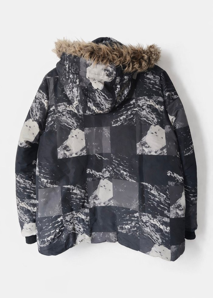 Gri Desenli Kürklü Erkek Çocuk Mont - Görsel 2