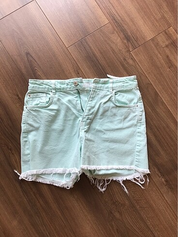 Bershka mint yeşil kot şort