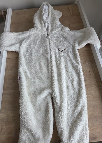 Beyaz Peluş Bebek Tulumu Kapüşonlu - Görsel 3